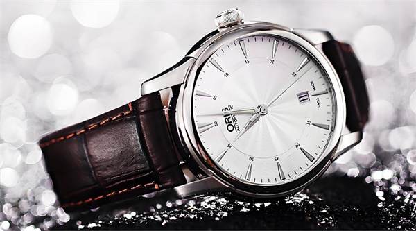 豪利时手表进灰了处理方法详解